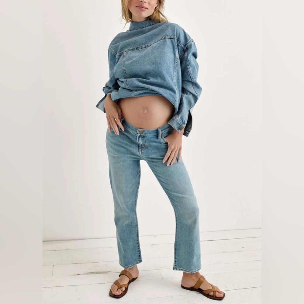 HATCH The Crop Maternity Jean in Light Wash